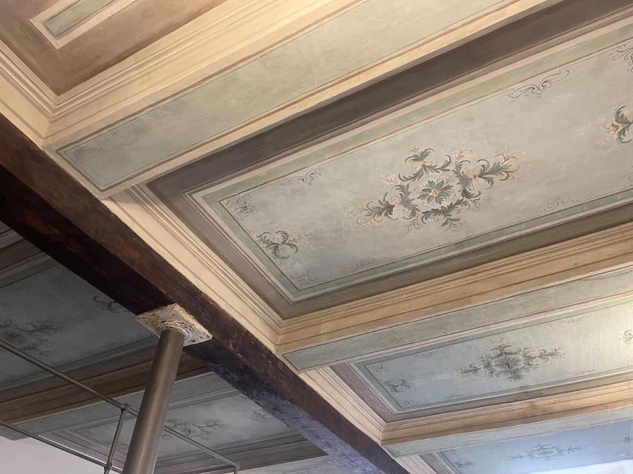 Apartment Magnifico Del 400 L'elisir D'amore Genoa