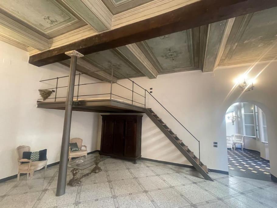 Apartment Magnifico Del 400 L'elisir D'amore Genua